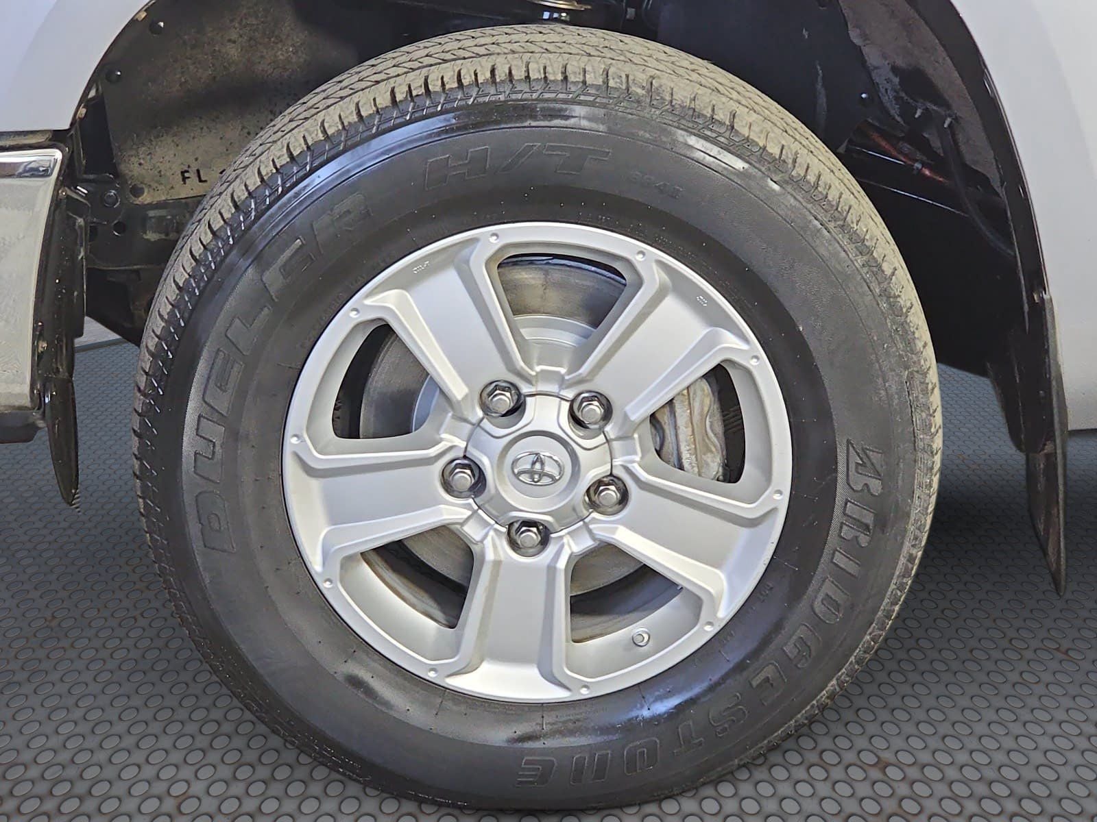 2021 Toyota Tundra 4WD SR5 CrewMax 5.5' Bed 5.7L (SE)