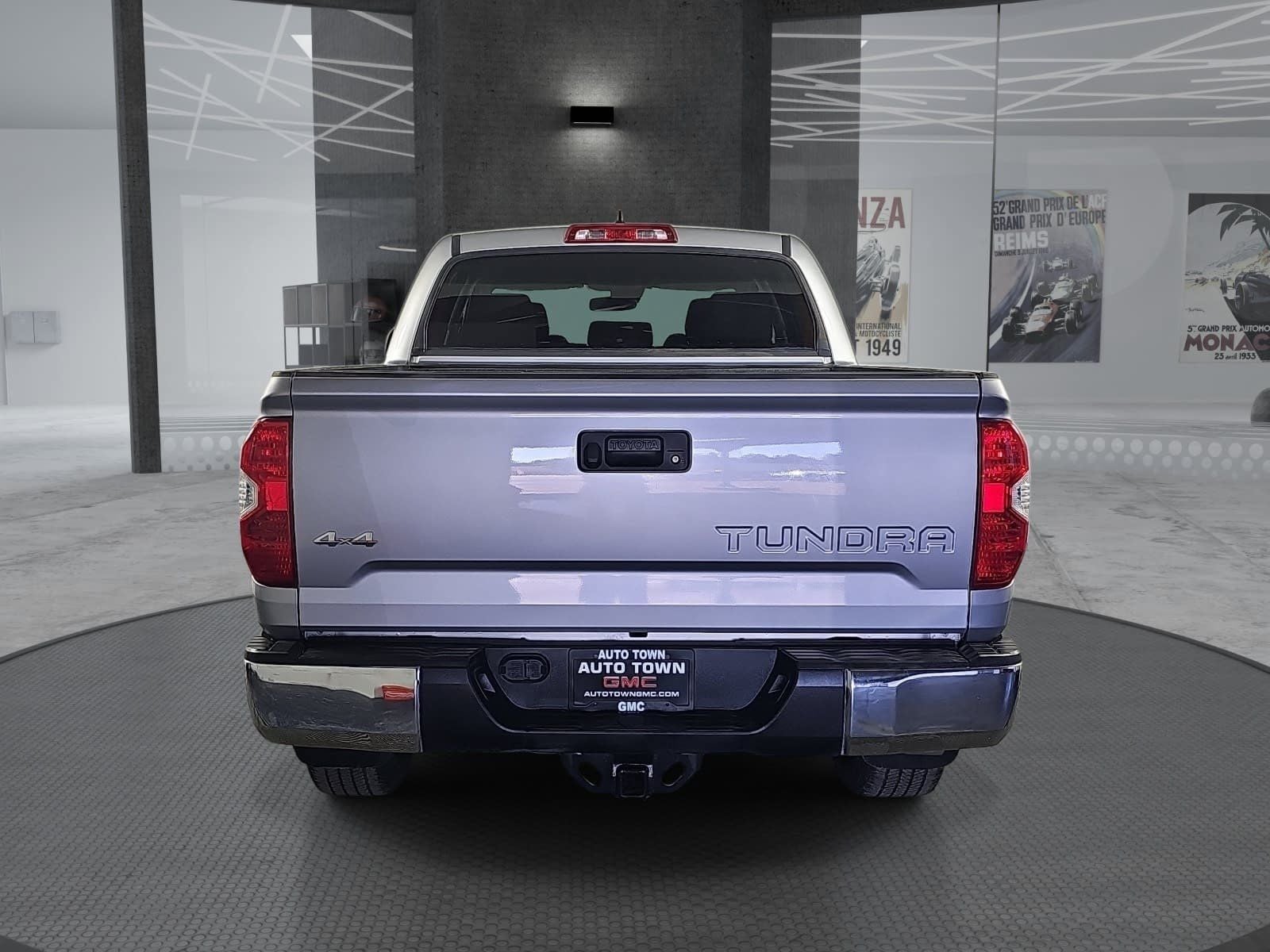 2021 Toyota Tundra 4WD SR5 CrewMax 5.5' Bed 5.7L (SE)