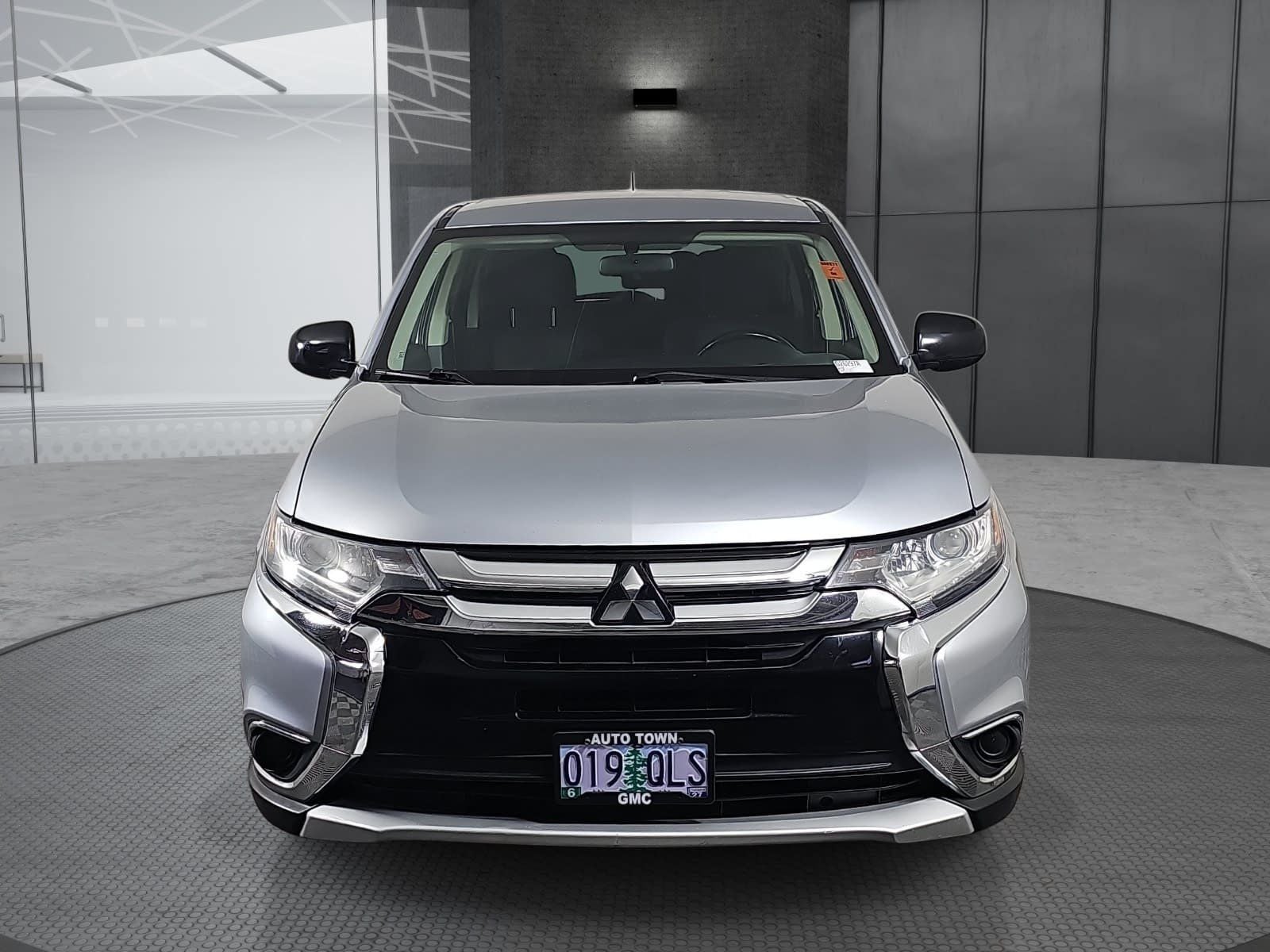 2016 Mitsubishi Outlander AWC 4dr ES