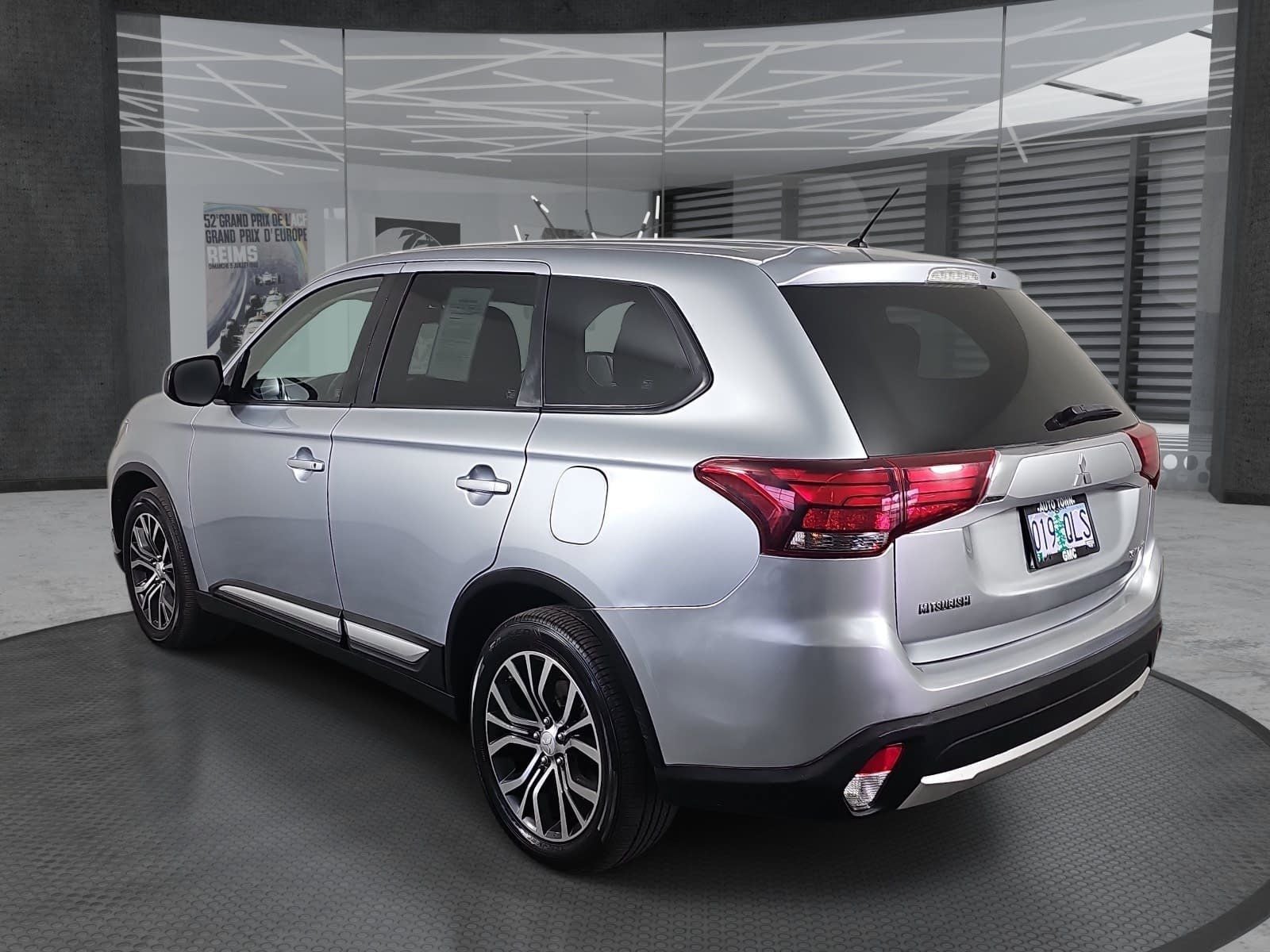 2016 Mitsubishi Outlander AWC 4dr ES