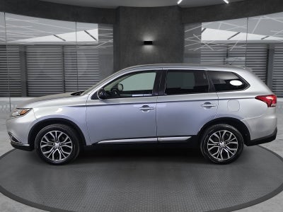 2016 Mitsubishi Outlander AWC 4dr ES