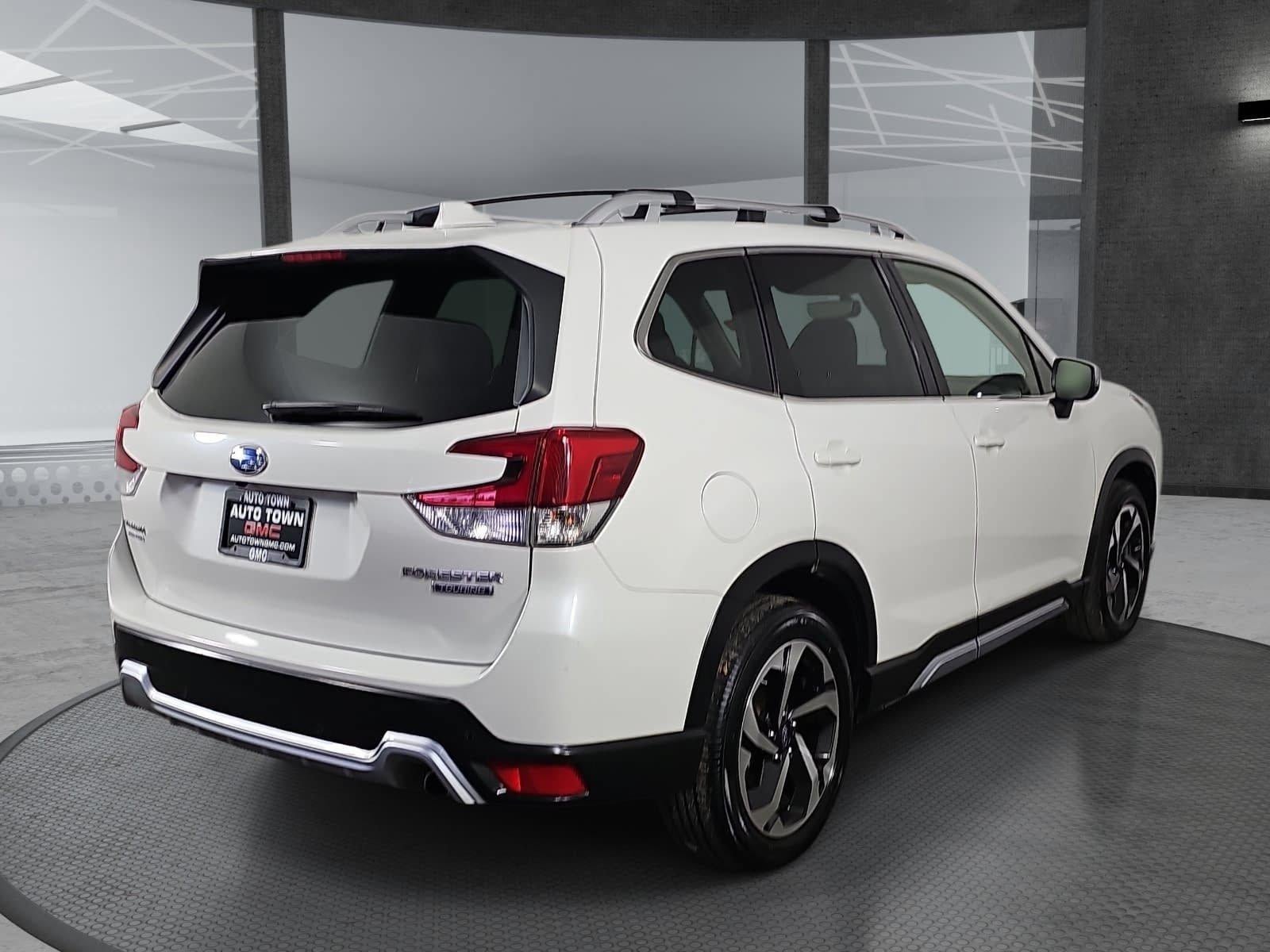 2022 Subaru Forester Touring CVT