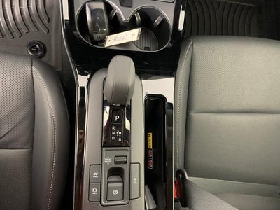 2023 Toyota Prius XLE AWD (Natl)