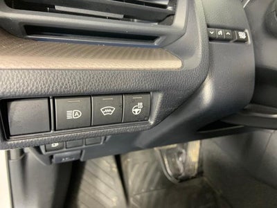 2023 Toyota Prius XLE AWD (Natl)