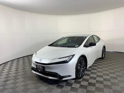 2023 Toyota Prius XLE AWD (Natl)