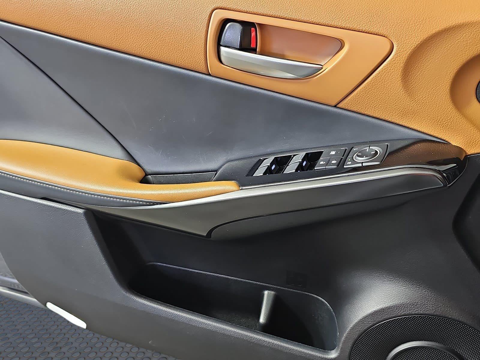 2021 Lexus IS 300 AWD