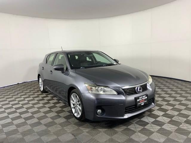 2013 Lexus CT 200h 200h's photo