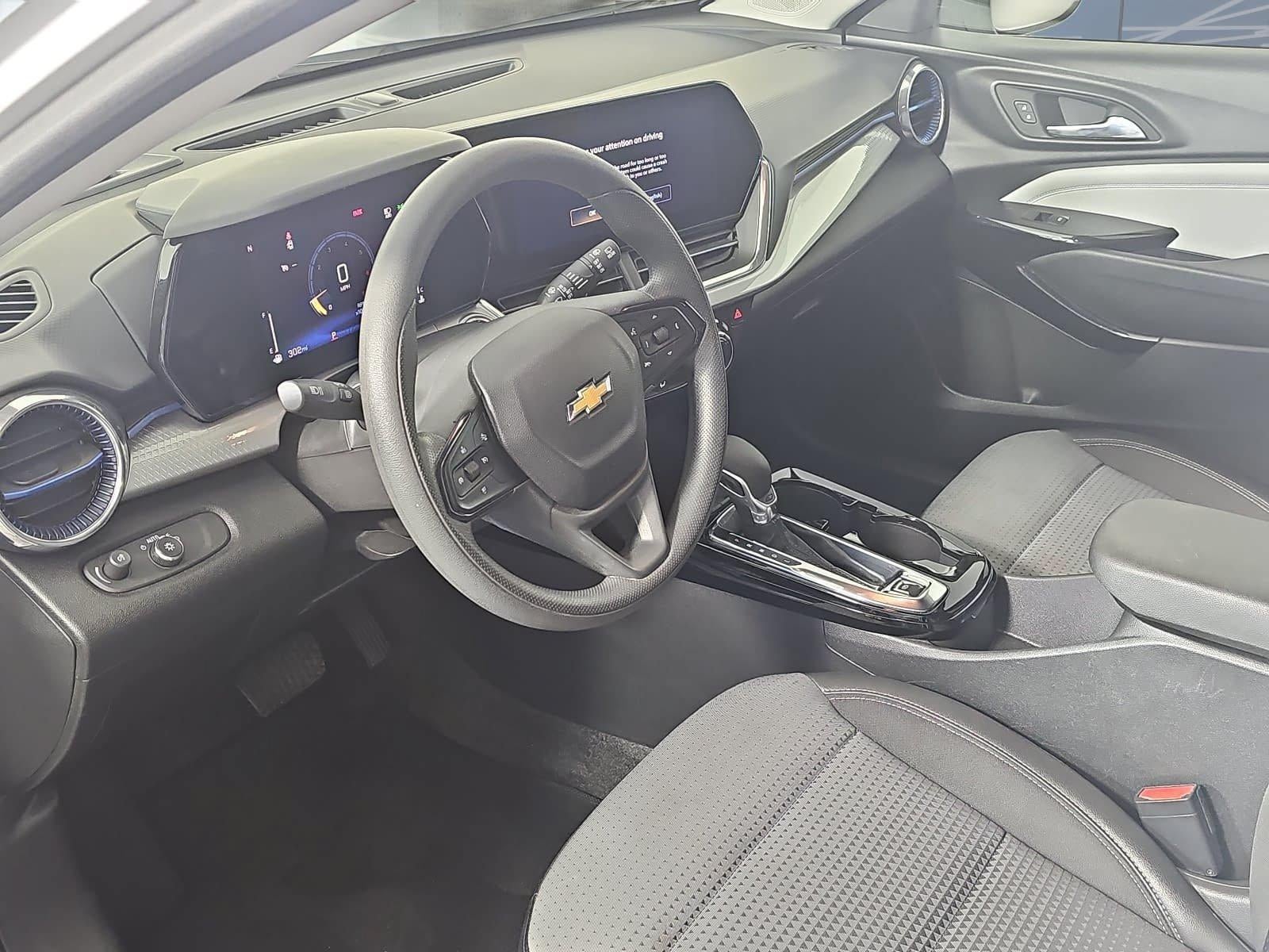 2025 Chevrolet Trax FWD 4dr LT
