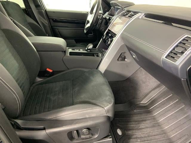 2023 Land Rover Discovery P300 S R-Dynamic