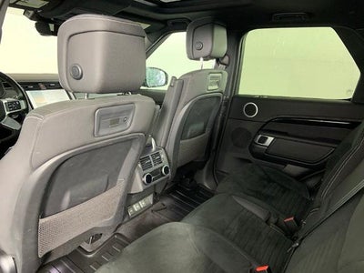 2023 Land Rover Discovery P300 S R-Dynamic