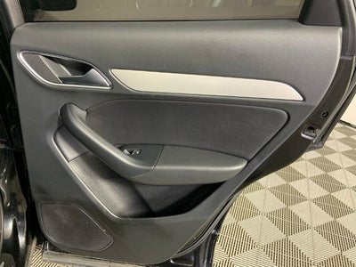 2018 Audi Q3 2.0 TFSI Sport Premium FWD