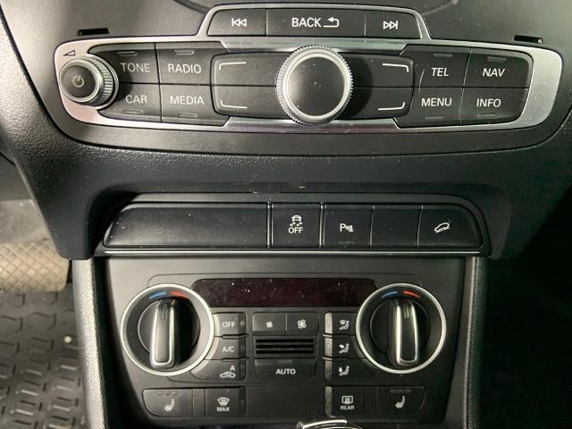 2018 Audi Q3 2.0 TFSI Sport Premium FWD