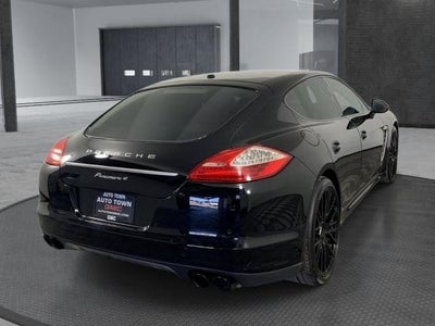 2013 Porsche Panamera 4dr HB