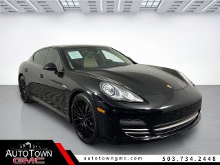 2013 Porsche Panamera 4dr HB