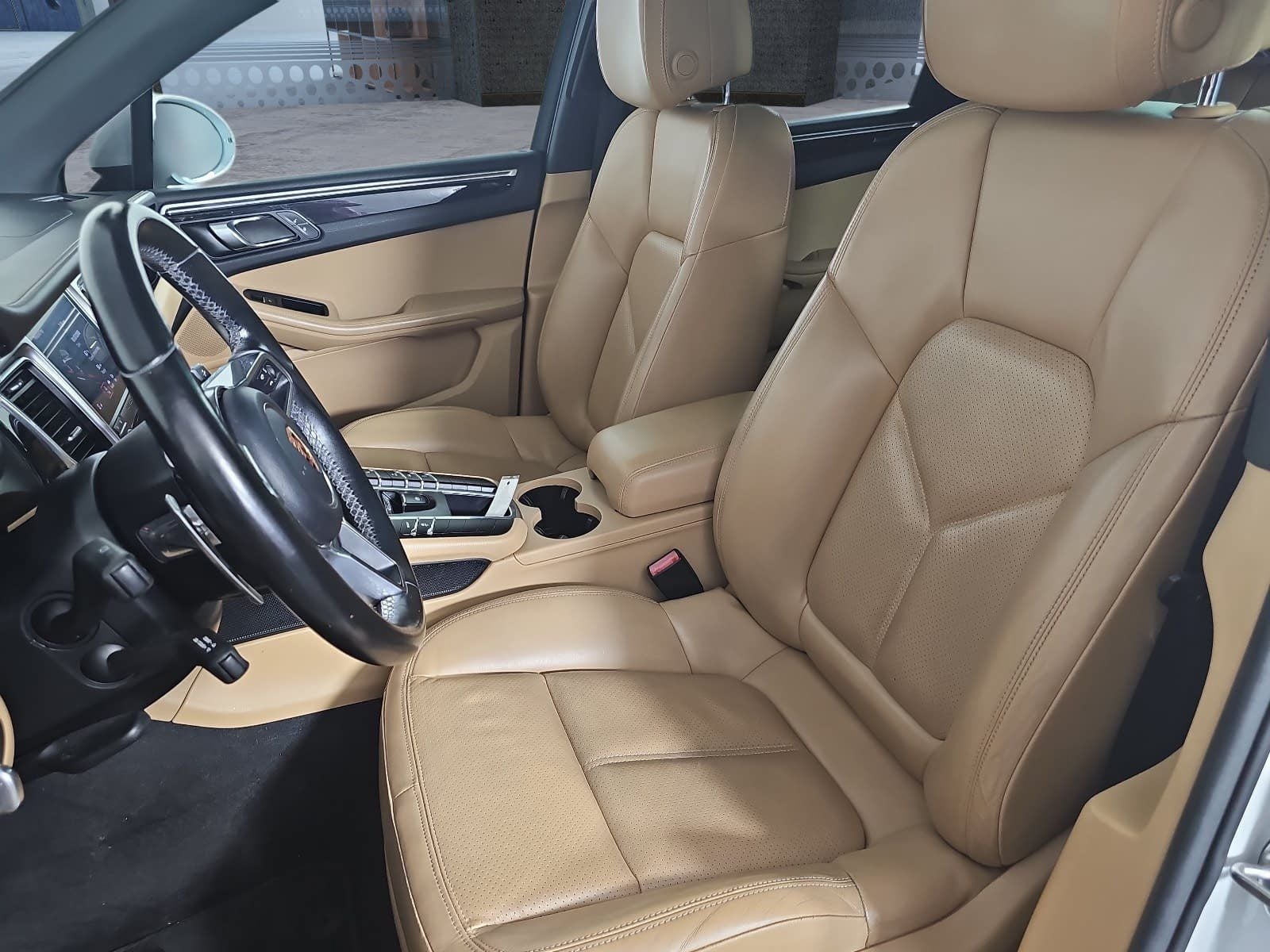 2018 Porsche Macan AWD