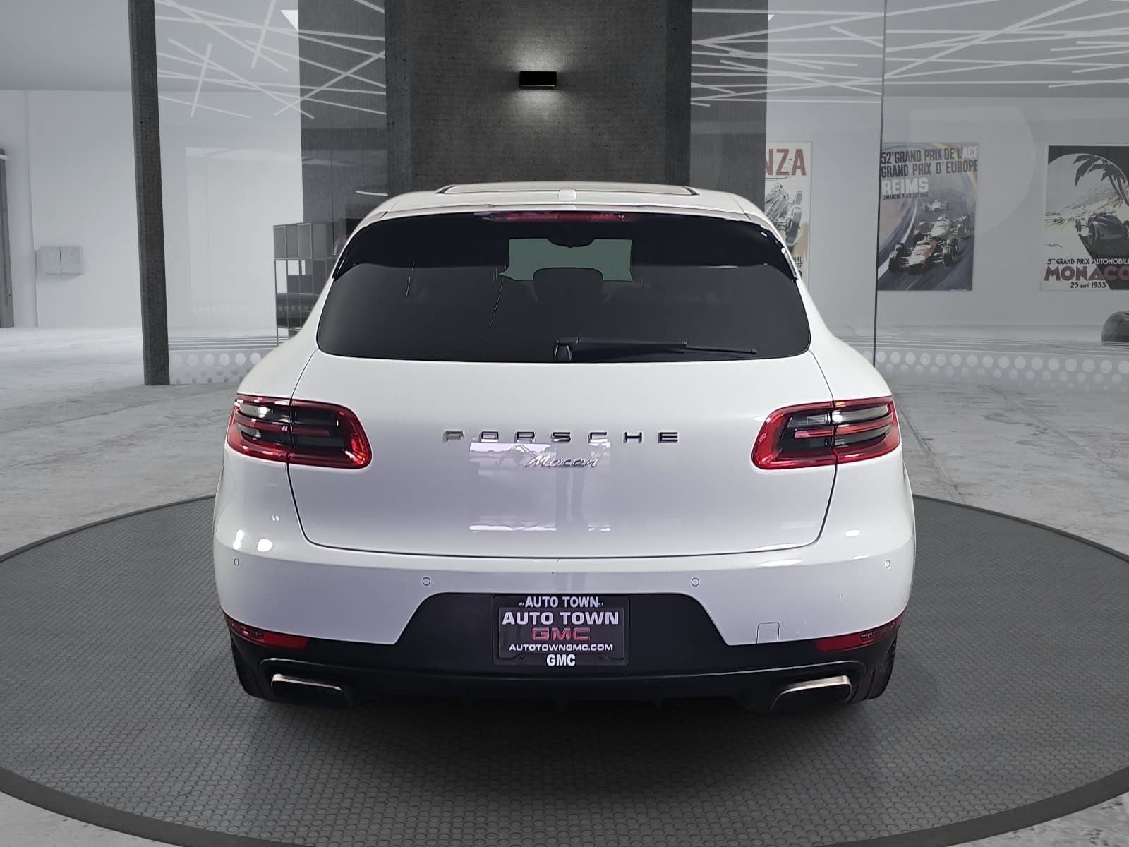 2018 Porsche Macan AWD