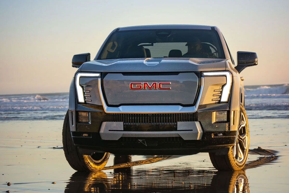 Auto Town GMC in Gladstone OR