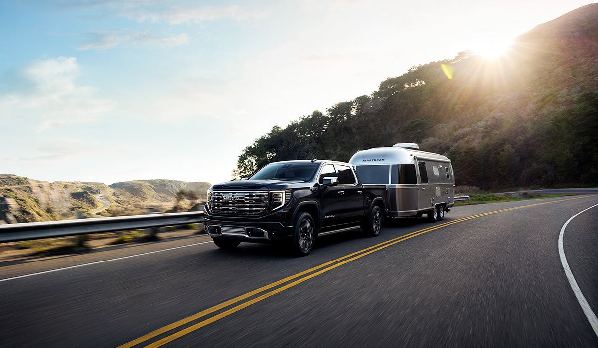Auto Town GMC in Gladstone OR
