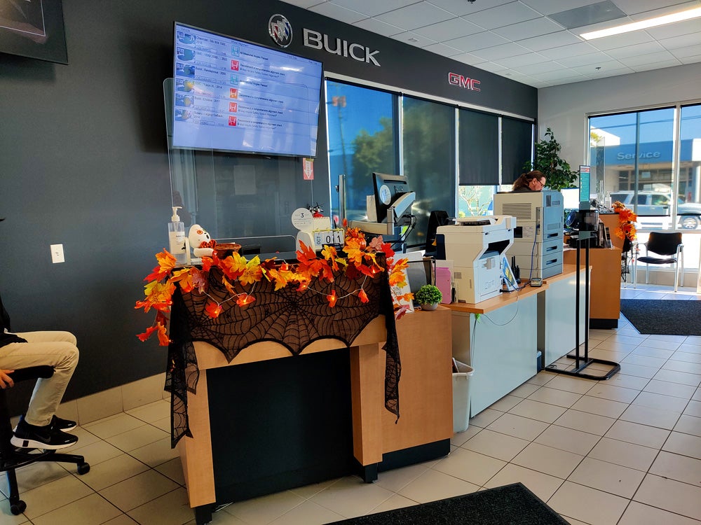 Auto Town GMC Reception